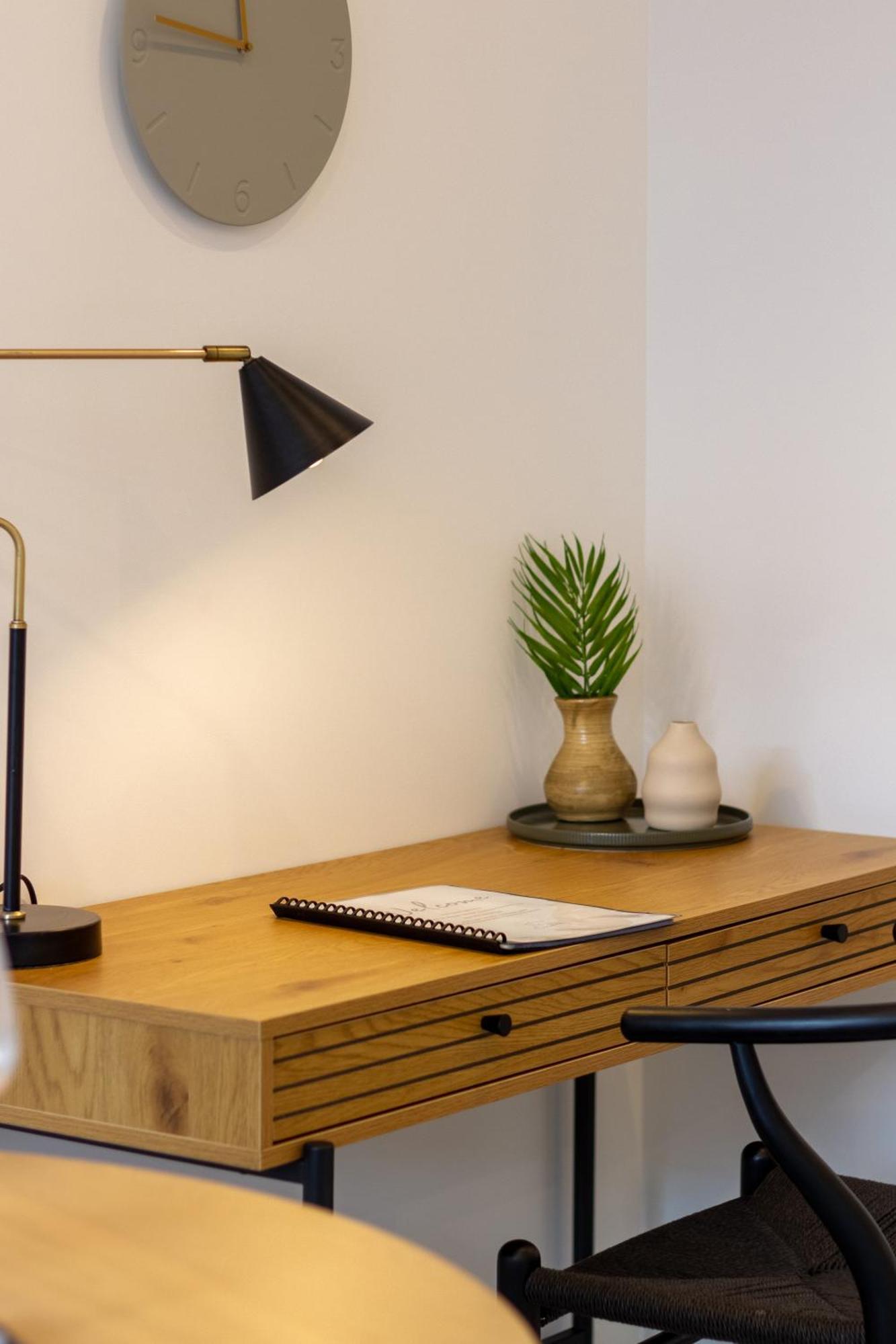 Single Level Studio, Cbd Escape: King Bed Christchurch Exteriör bild