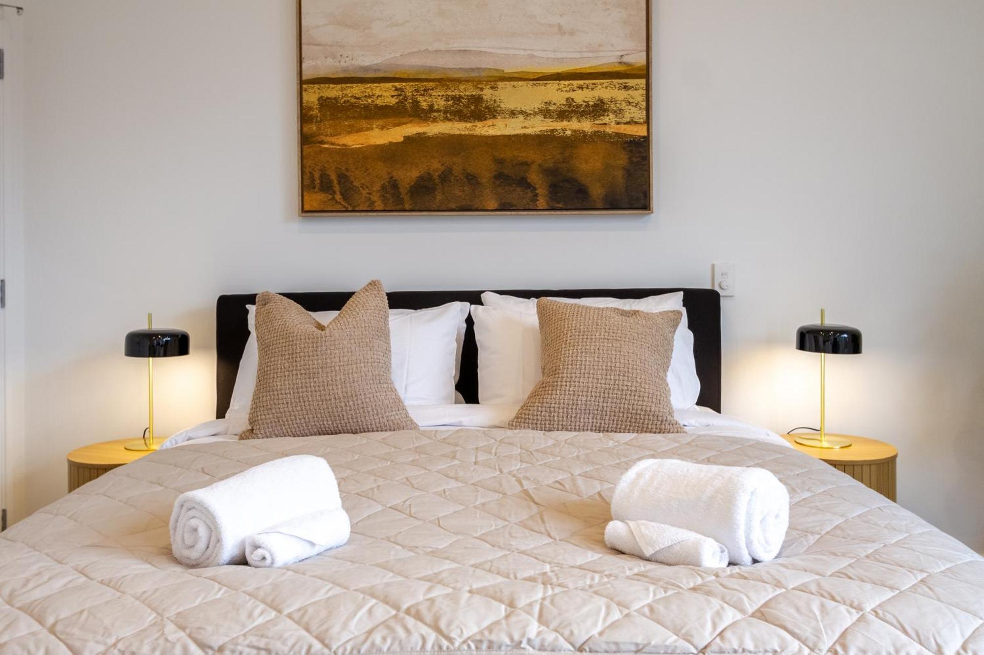 Single Level Studio, Cbd Escape: King Bed Christchurch Exteriör bild